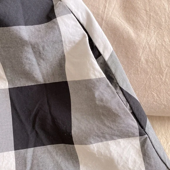 Ann Taylor Black& White Checkered Pattern A-line Dress. Size-Medium - Picture 4 of 5